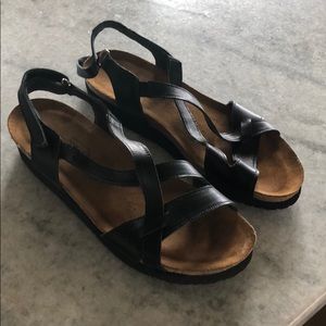 Naot Bernice Women’s  Sandals Size 9